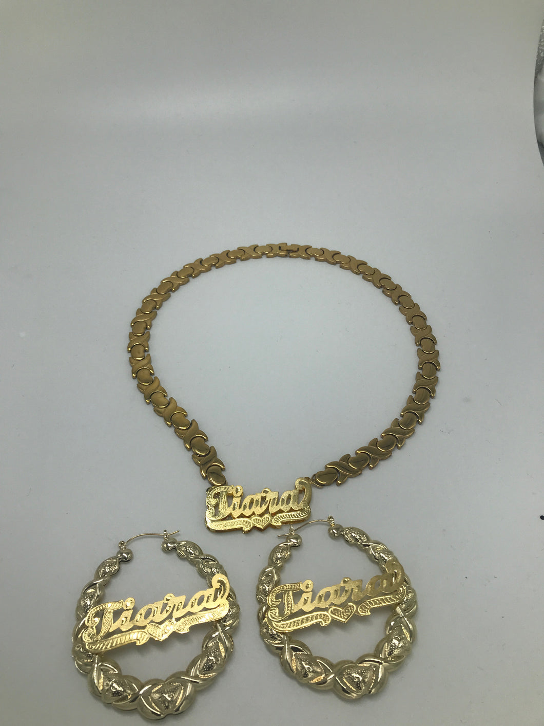Stainless steel XO Necklace with 3' earrings